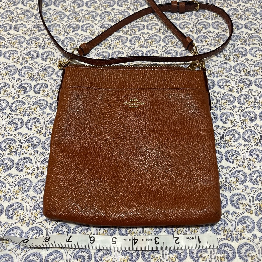 Coach crossbody bag like new